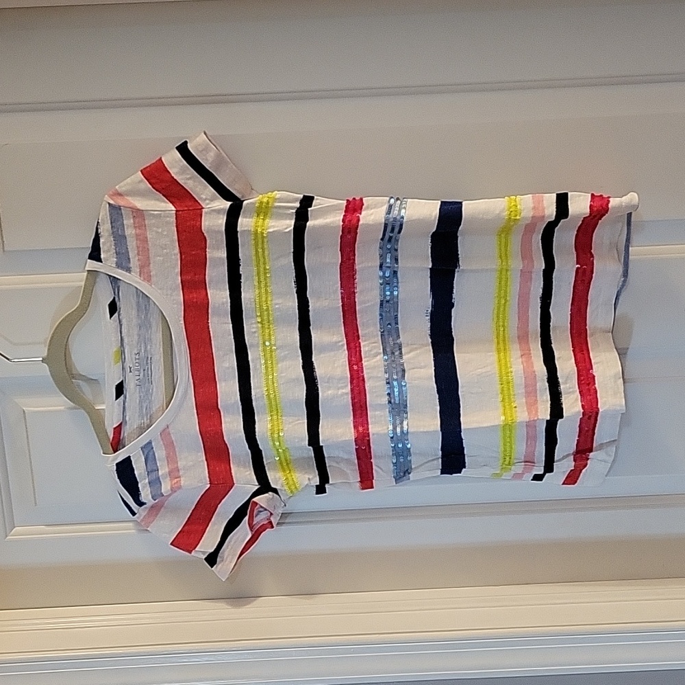 Talbots white blue red sequin tee small